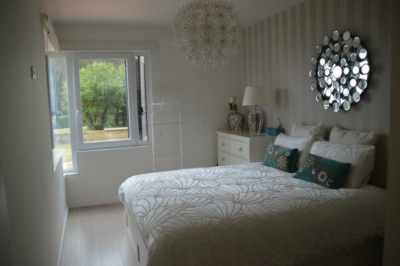 Amazing Beach & Pool Apartment With Garden Sesimbra Bagian luar foto