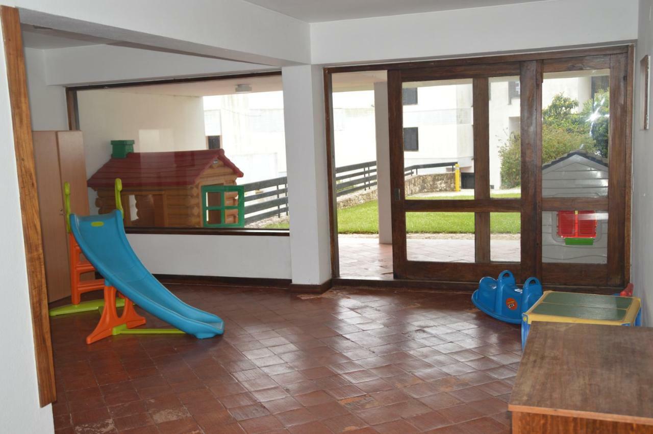 Amazing Beach & Pool Apartment With Garden Sesimbra Bagian luar foto