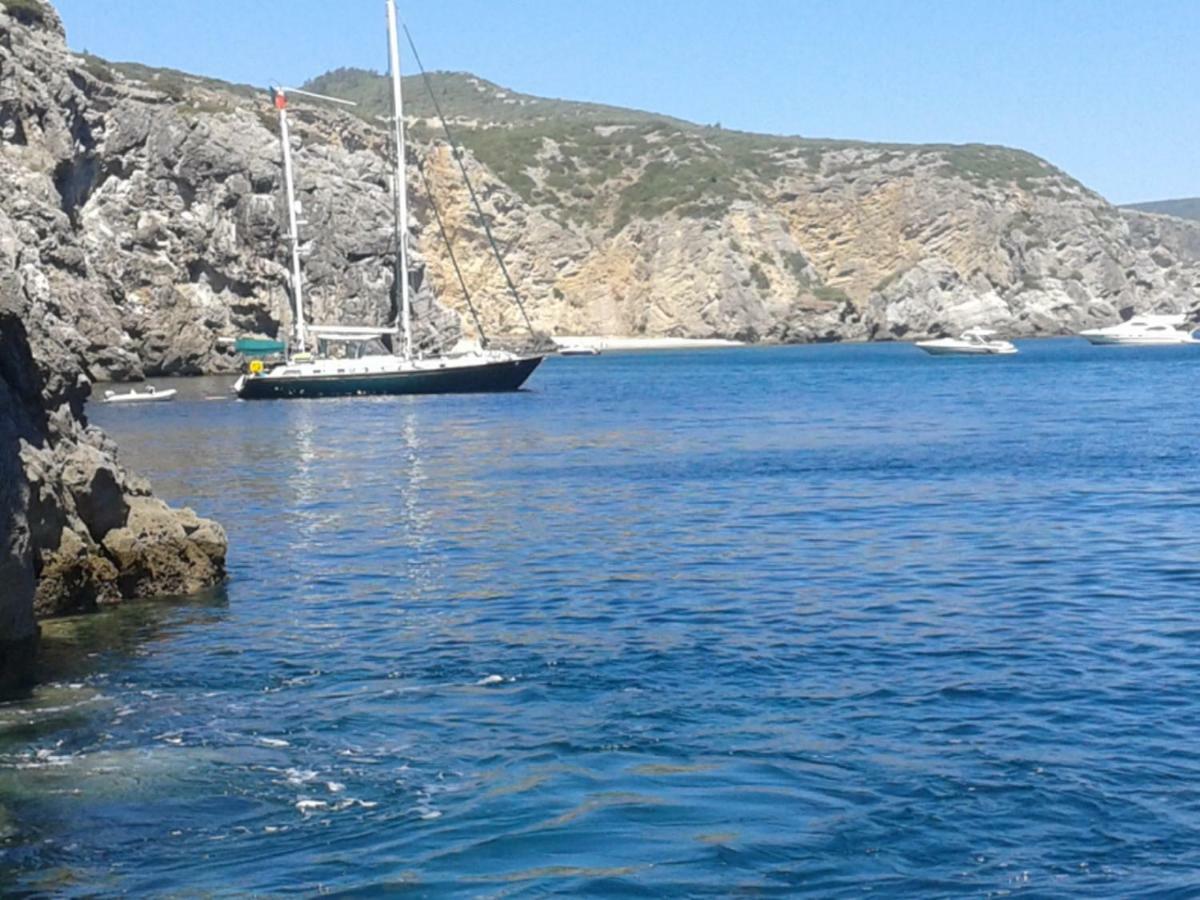 Amazing Beach & Pool Apartment With Garden Sesimbra Bagian luar foto
