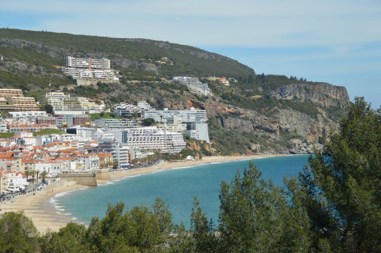 Amazing Beach & Pool Apartment With Garden Sesimbra Bagian luar foto